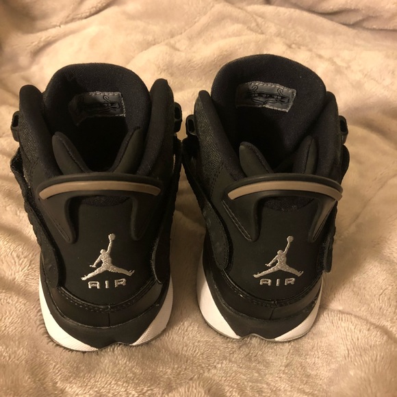 Jordan 6 Rings - Picture 2 of 4